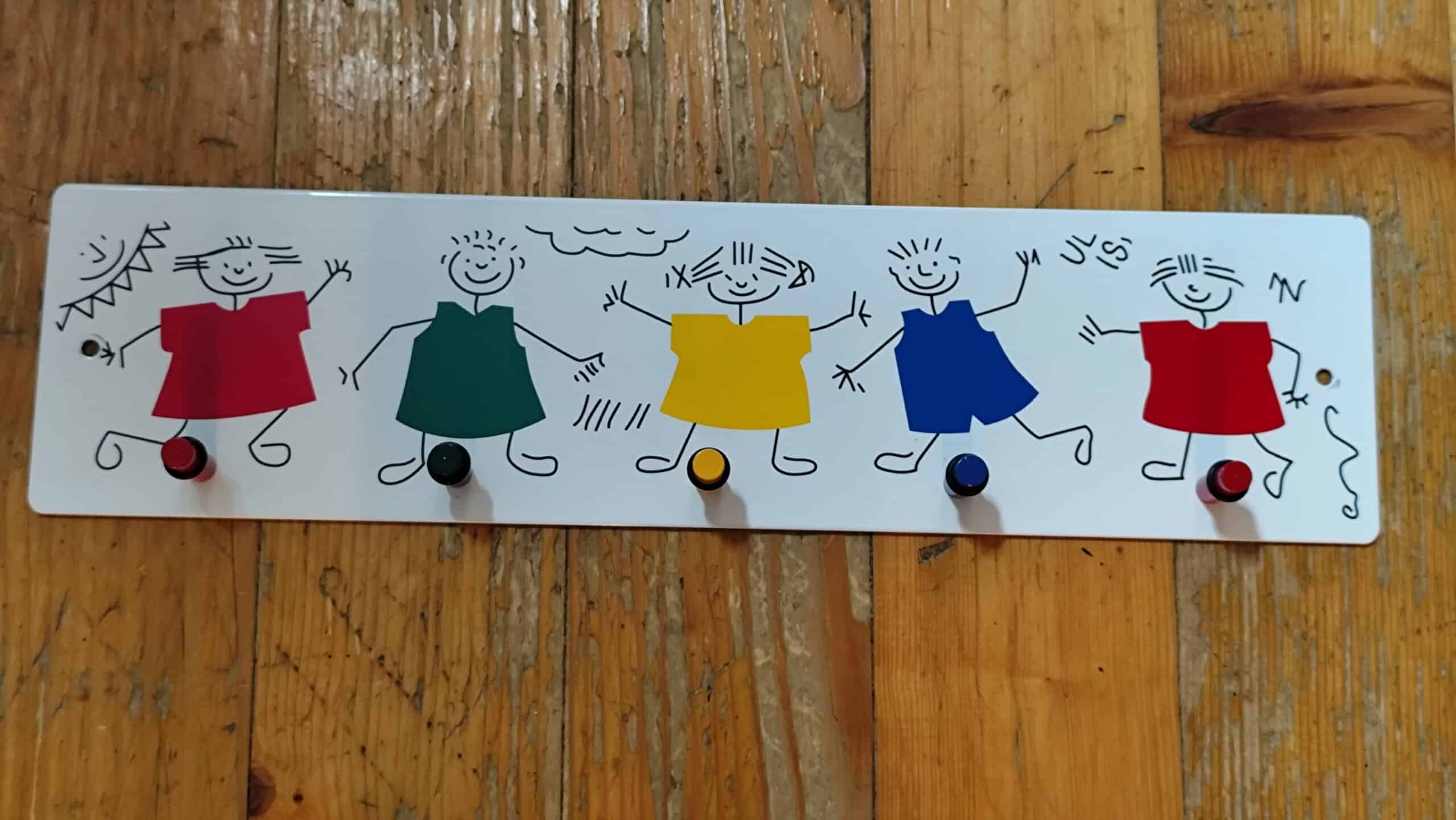 Porte-manteaux enfants