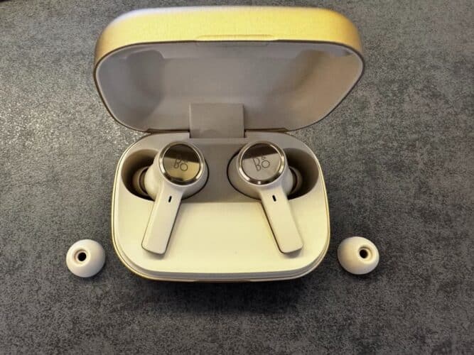 Bang & Olufsen Kopfhörer Neu – Gold Edition