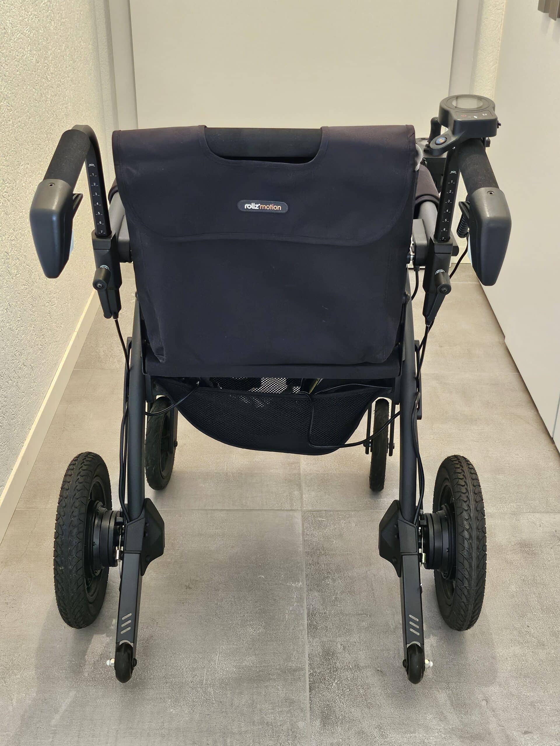 Déambulateur et d’un fauteuil roulant électrique