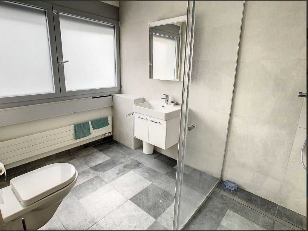 Bel appartement 1 pièce 33m² à deux pas de la gare CFF et des écoles.