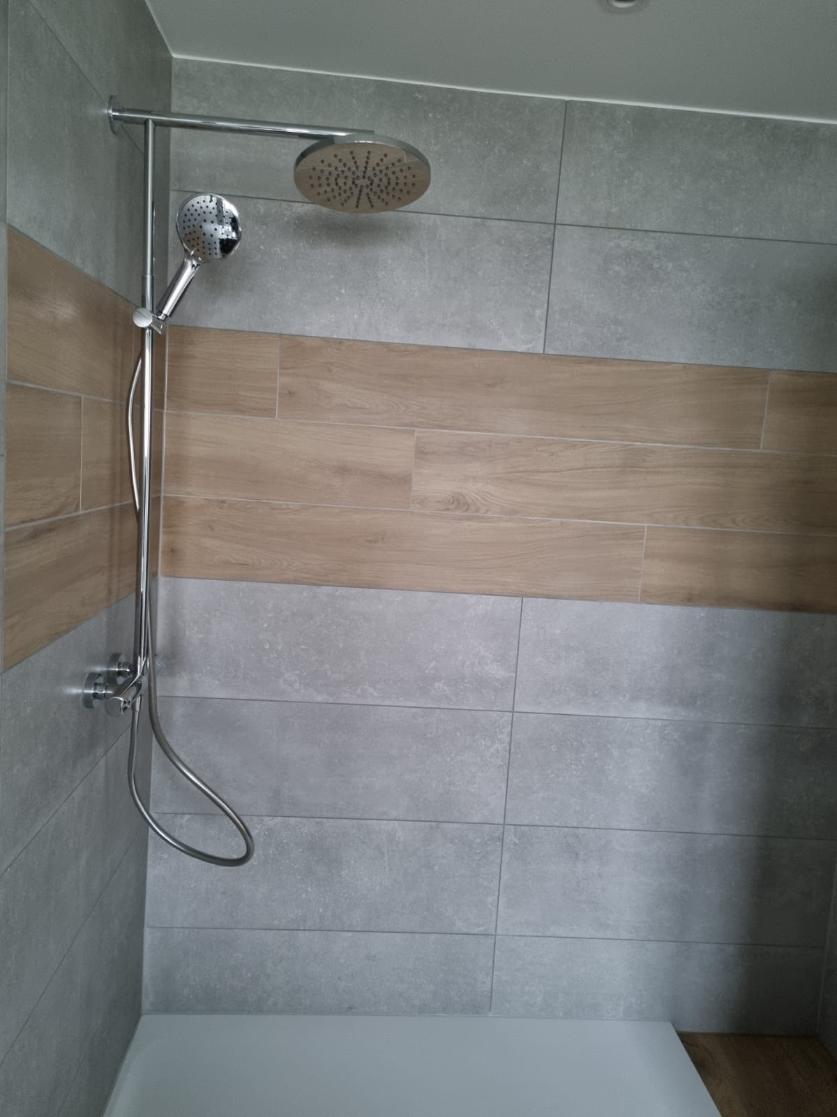 Superbe Appartement de 5.5 Pièces Neuf à Savigny dans villa