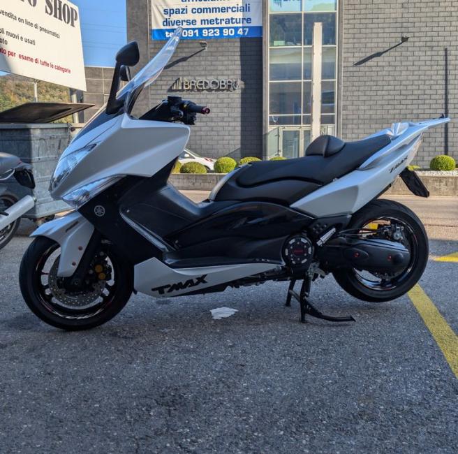 YAMAHA TMAX XP 2011