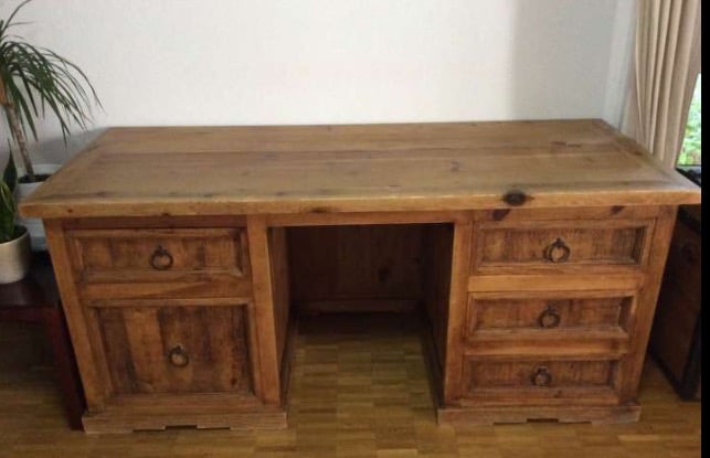 Magnifique bureau en bois massif